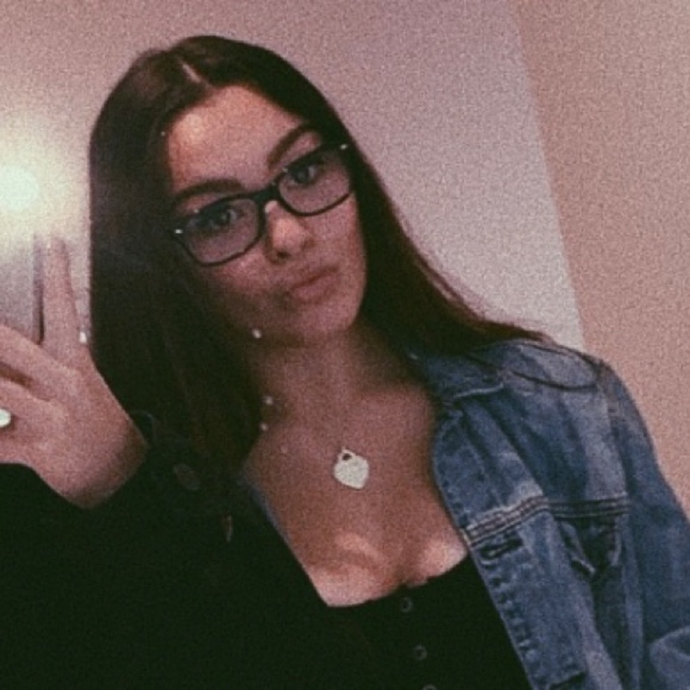 Meet your Posher, Liya